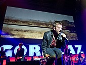 「デーモン・アルバーン＆ゴリラズの2-Dが初デュエット、米トーク番組で「Aries」を披露」1枚目/1