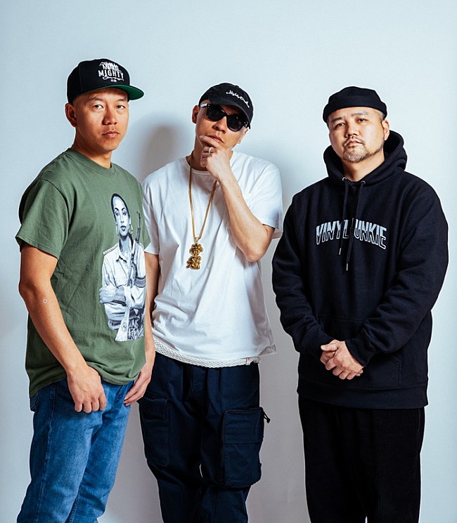 「Mighty Crown」2枚目/5