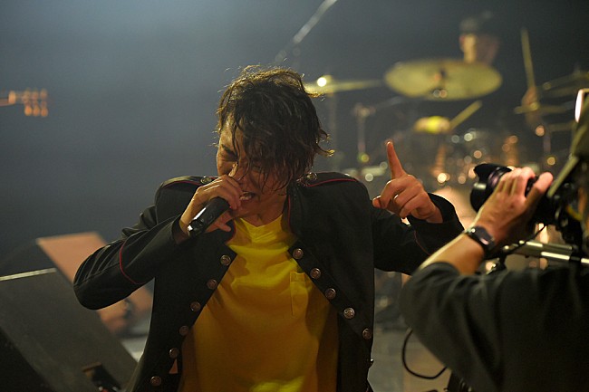 「福士誠治×濱田貴司＝MISSION「“人と人が関われない時代”なんて絶対に言わせちゃいけない！」新型コロナに屈せず――自ら未来切り拓いた夜」1枚目/7