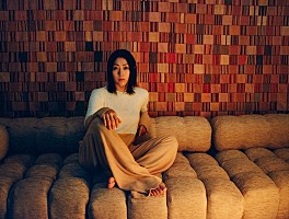 宇多田ヒカル、ロンドンの自宅で全撮影を敢行した「Time」MV完成