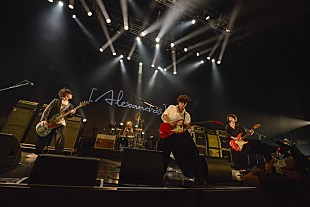 「[Alexandros]、500名限定＆配信で真夏フェス「開催できたのは皆さんのおかげ」」