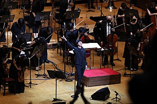 「＜ライブレポート＞藤井フミヤ×西本智実のフルオーケストラ公演が再開」