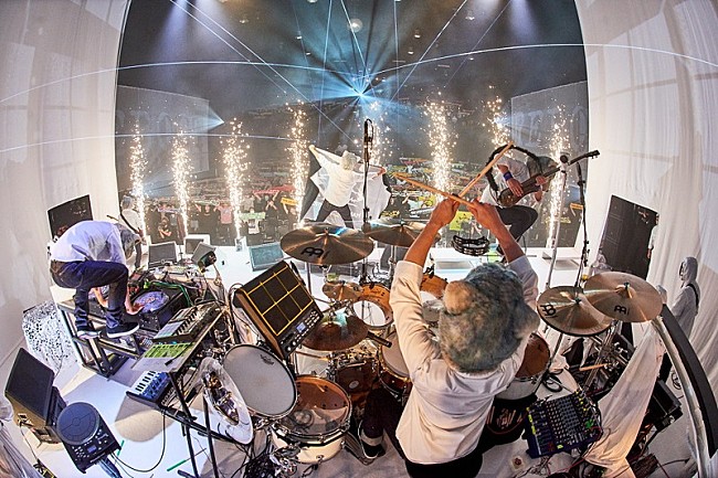 「MAN WITH A MISSION、Zepp Tokyoキャパ15％以下の2DAYSライブで再起を誓う」1枚目/9