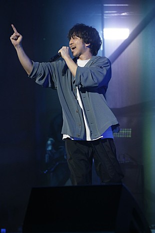 「三浦大知、距離を全く感じさせない一体感【a-nation online 2020】」