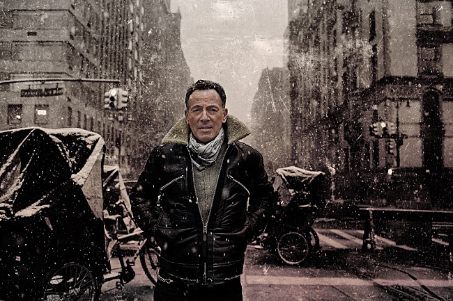 「ブルース・スプリングスティーン、Eストリート・バンドとの8年ぶりとなる新アルバムを10/23発売」1枚目/3