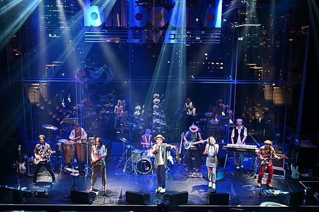 「＜ライブレポート＞メジャーデビュー30周年を迎えたFLYING KIDS、有観客ライブをビルボードライブ東京で開催　「一生忘れないコンサートになる」」1枚目/8