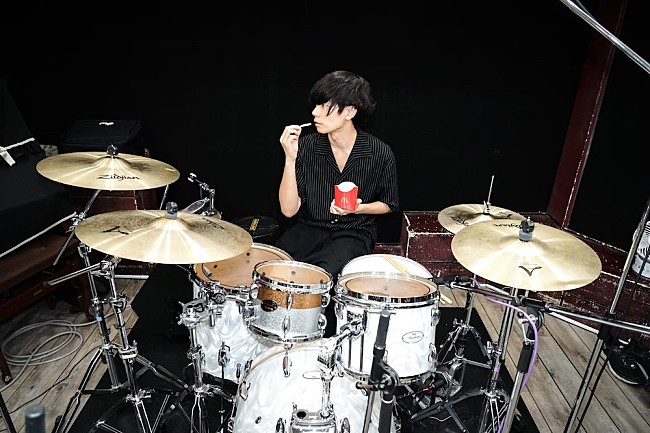 「［Alexandros］、マクドナルドの食べカットをinstagramに投稿」1枚目/2