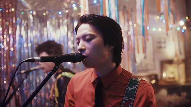 「クリープハイプ、メンバー仮装の新作MV「モノマネ」公開」1枚目/3