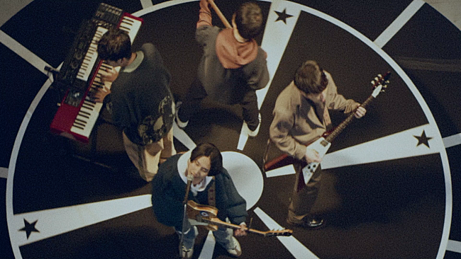 「マカロニえんぴつ、「生きるをする」MV公開」1枚目/1