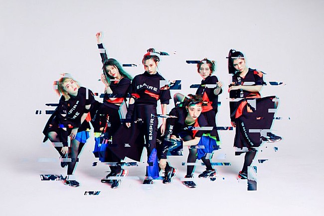 「EMPiRE、デビューAL収録曲2曲を現メンバー6人で新録し7inchレコードでリリース」1枚目/2