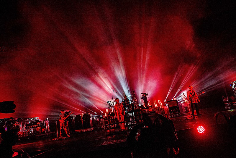 ONE OK ROCK初のオンラインライブに11万人が同時視聴、急きょ