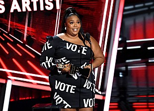 「【2020 #BBMAs】リゾが＜トップ・ソング・セールス・アーティスト賞＞を受賞」