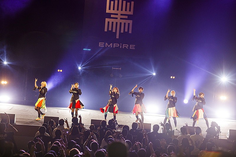 EMPiRE、有観客ツアー開幕で新ビジュアル＆プレイリスト公開 