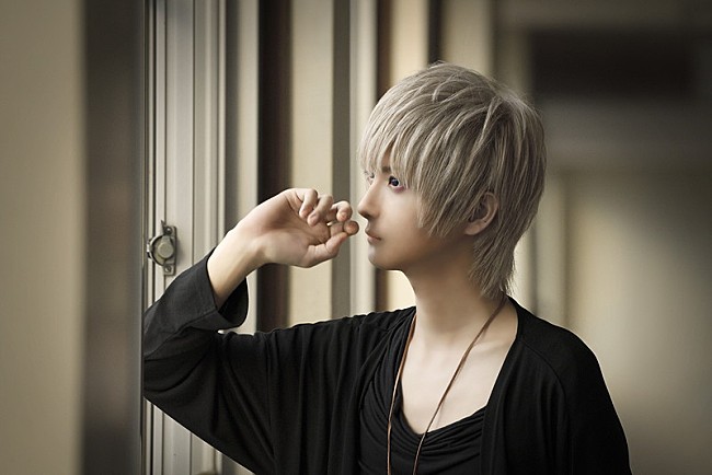 「まふまふ、自身初監督＆顔出しの実写MV「ひともどき」公開 ＜本日10/18は#まふまふ誕生祭＞」1枚目/2