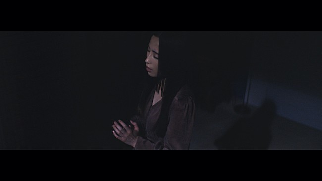 「Uru、小栗旬×星野源『罪の声』主題歌「振り子」のMV公開」1枚目/4