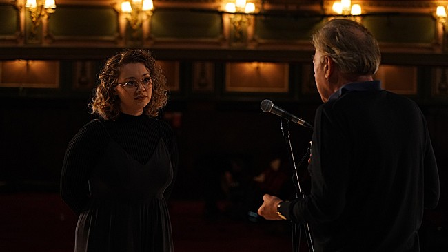 「アンドリュー・ロイド・ウェバー、新作ミュージカル『シンデレラ』から「Bad Cinderella」を公開」1枚目/3