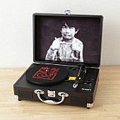 「木梨憲武、レコード＆本人監修の特製レコード・プレーヤー発売」1枚目/5