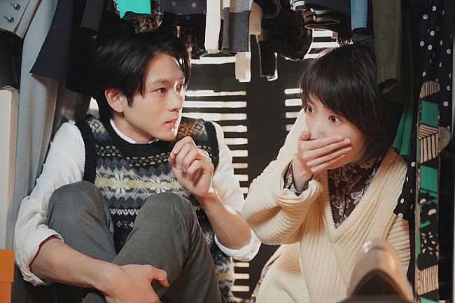 「「＃リモラブ」波瑠＆松下洸平が急接近　「美々のホクロを間違えて取る青ちゃんに大爆笑」」1枚目/1