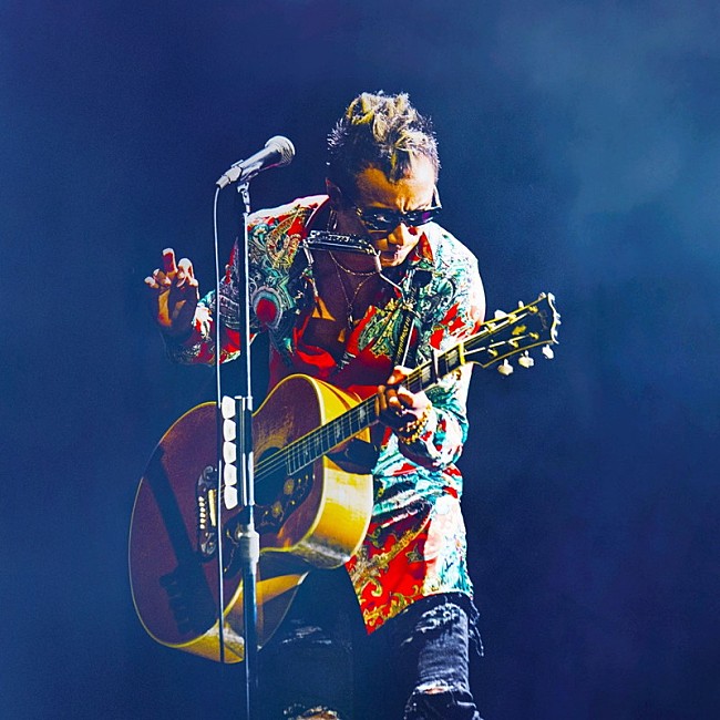 「長渕剛、カウントダウン・スペシャル番組放送決定」1枚目/1