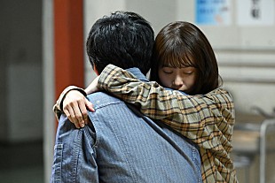 「「姉ちゃんの恋人」“真人”林遣都が過去を告白　「桃子が真人を抱き締める優しさに泣いた」」