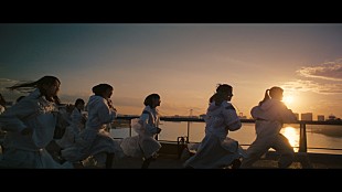 「櫻坂46、山崎天がセンター「Buddies」MVは壮大な映像作品に」