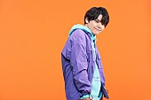 「内田雄馬、TVアニメ『怪病医ラムネ』OPタイアップ曲シングルリリース決定＆ビジュアル解禁」1枚目/4
