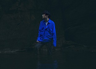 「石崎ひゅーい、【世界中が敵だらけの今夜に】の東名阪追加公演を2月に開催決定」