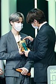 「【#2020MAMA】BTS＜ワールドワイド・アイコン賞＞受賞 RM「皆さんの愛を間近に感じます」」1枚目/2