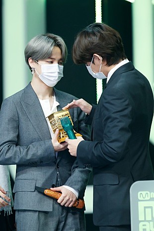 「【#2020MAMA】BTS＜ワールドワイド・アイコン賞＞受賞 RM「皆さんの愛を間近に感じます」」