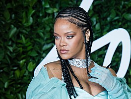 アリーヤ マドンナ リアーナ ビヨンセ テイラー・スウィフト アリアナ 