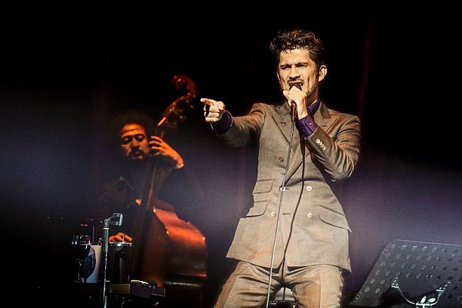 「平井堅【Ken&#039;s Bar】オンライン開催、2020年最初で最後のライブ」1枚目/10