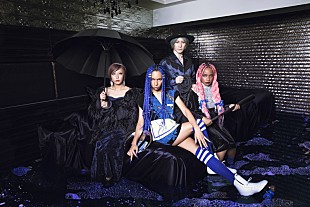「女王蜂、初の武道館公演2DAYS【HYPER BLACK LOVE】【夜天決行】開催」