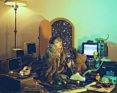 「ロザリーナ、進む勇気を与える新曲「星の王子さま」MV公開」1枚目/2