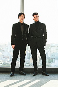 岩田剛典 サイン入りチェキ