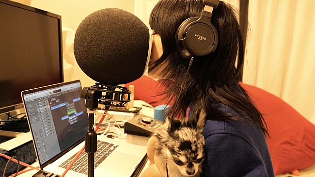 「アイナ・ジ・エンド、ソロアルバム『THE END』より68分に及ぶインタビュー&amp;ドキュメント“アイナのすべて”初公開を含むダイジェスト映像を公開」1枚目/7