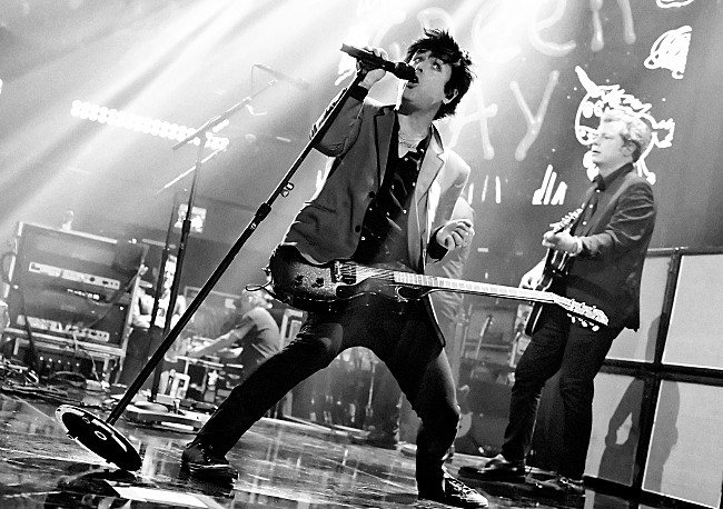 「グリーン・デイ、NFLのアワード番組【NFL Honors】でのパフォーマンス決定」1枚目/1