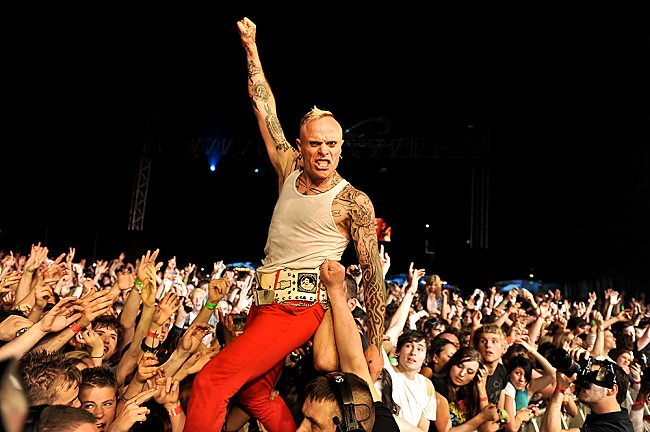 「ザ・プロディジー、故キース・フリント死後初の本格プロジェクトとなるドキュメンタリー製作を発表「これはKeefに捧げる！」」1枚目/1