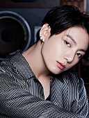 「BTSのJUNG KOOKが「ARMYの部屋」公開、「ARMYの皆さんにも良い音楽を」」1枚目/2