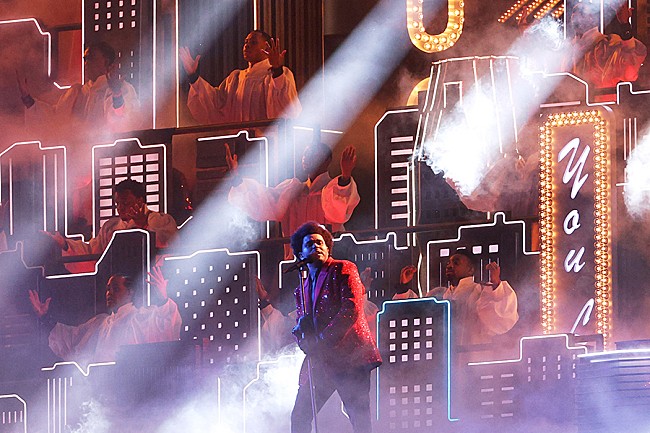 「ザ・ウィークエンド、【スーパーボウル】ハーフタイム・ショーの製作舞台裏に密着したドキュメンタリーが公開へ」1枚目/1