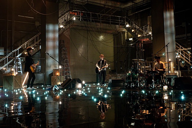 「BUMP OF CHICKEN『SONGS』に出演、全曲テレビ初披露＆藤原基央のインタビューも放送」1枚目/1