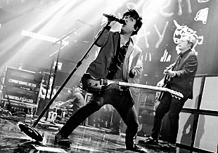 「グリーン・デイ、新曲「Here Comes the Shock」を解禁」