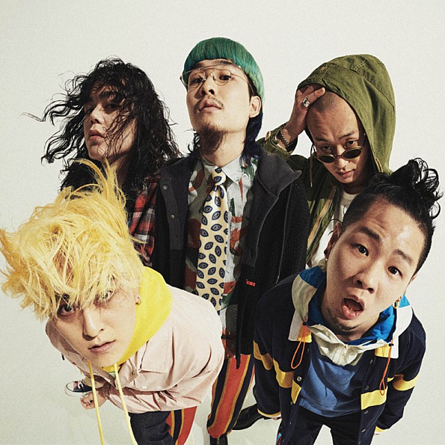 「Kroi、特別演出を用意するRelease Tour“DUEL”追加公演の配信が決定」1枚目/3