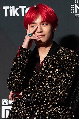 「BTSのV、ソロ・ミックステープの詳細を明かす」