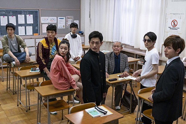 「A.B.C-Z、グループ初の学園ドラマ『ワンモア』主題歌は新曲「灯」」1枚目/1