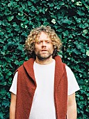 「ベニー・シングス、4/7発売の最新作『Music』から新曲「Here It Comes」のリリック・ビデオ公開」1枚目/2