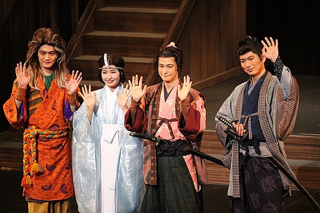 「戸塚祥太、殺陣の手を覚えられず　「本番、何が起こるか分からない」」1枚目/1