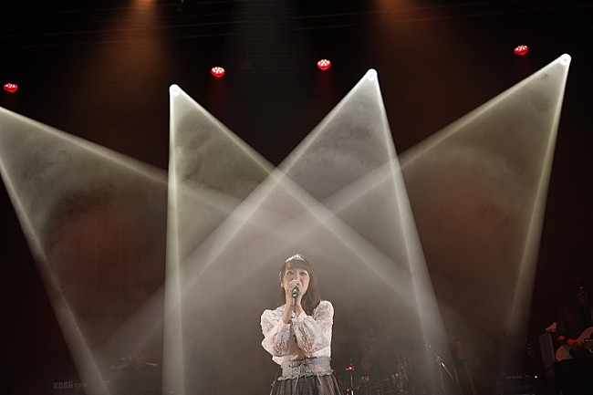 「【アニサマナイト2】大橋彩香が“おとなあやか”に　オーイシマサヨシと「シンガロン進化論」コラボも」1枚目/1