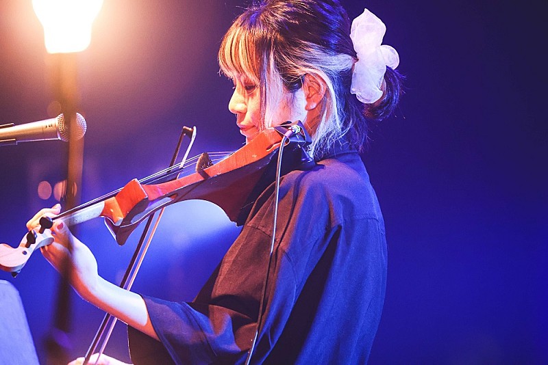 「東出真緒(BIGMAMA)」4枚目/12