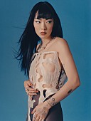 「Rina Sawayama、アビー・ロード・スタジオで「XS」を披露」1枚目/1