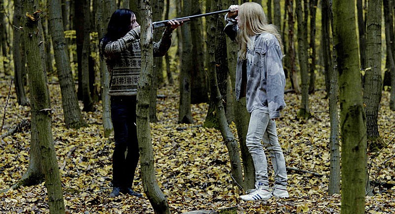 「(c)2018 Fox Vice Films Holdings, LLC and VICE Media LLC」4枚目/8